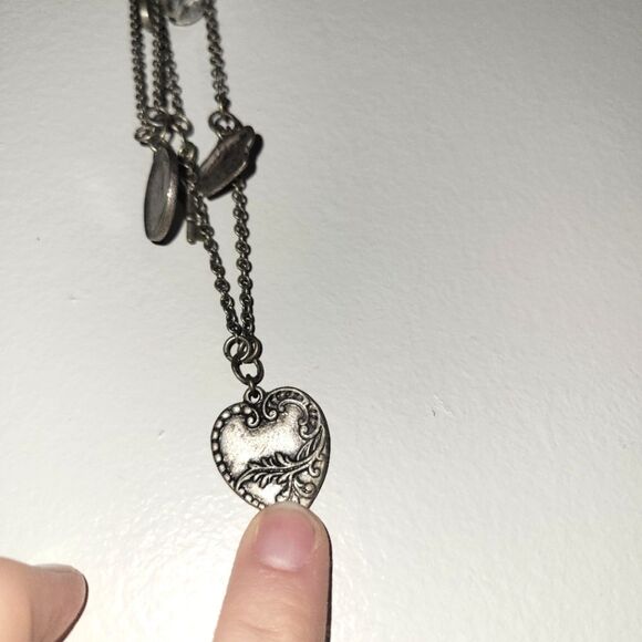 American Eagle Y2K Silver Heart Charm Necklace - Picture 4 of 7